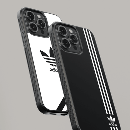 Capa de telemóvel resistente com design desportivo estampado